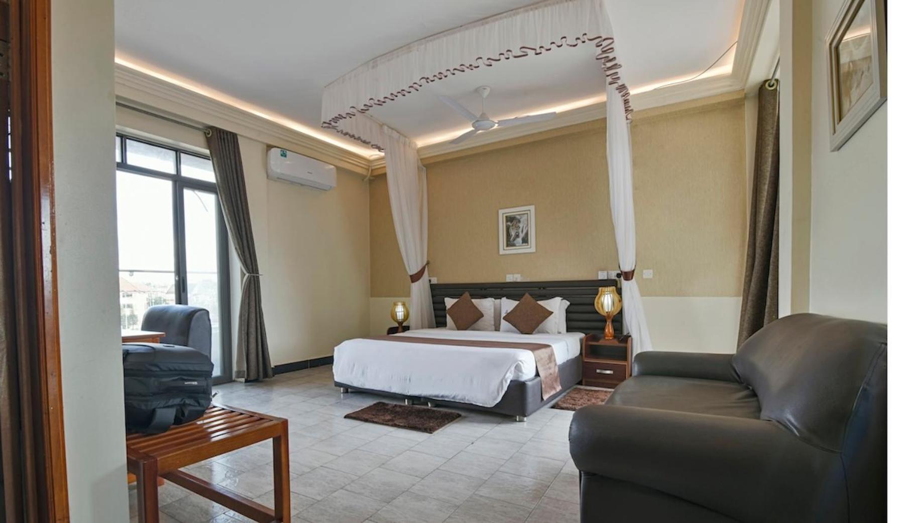 Hoima Buffalo Hotel & Business Hub Ltd Екстер'єр фото