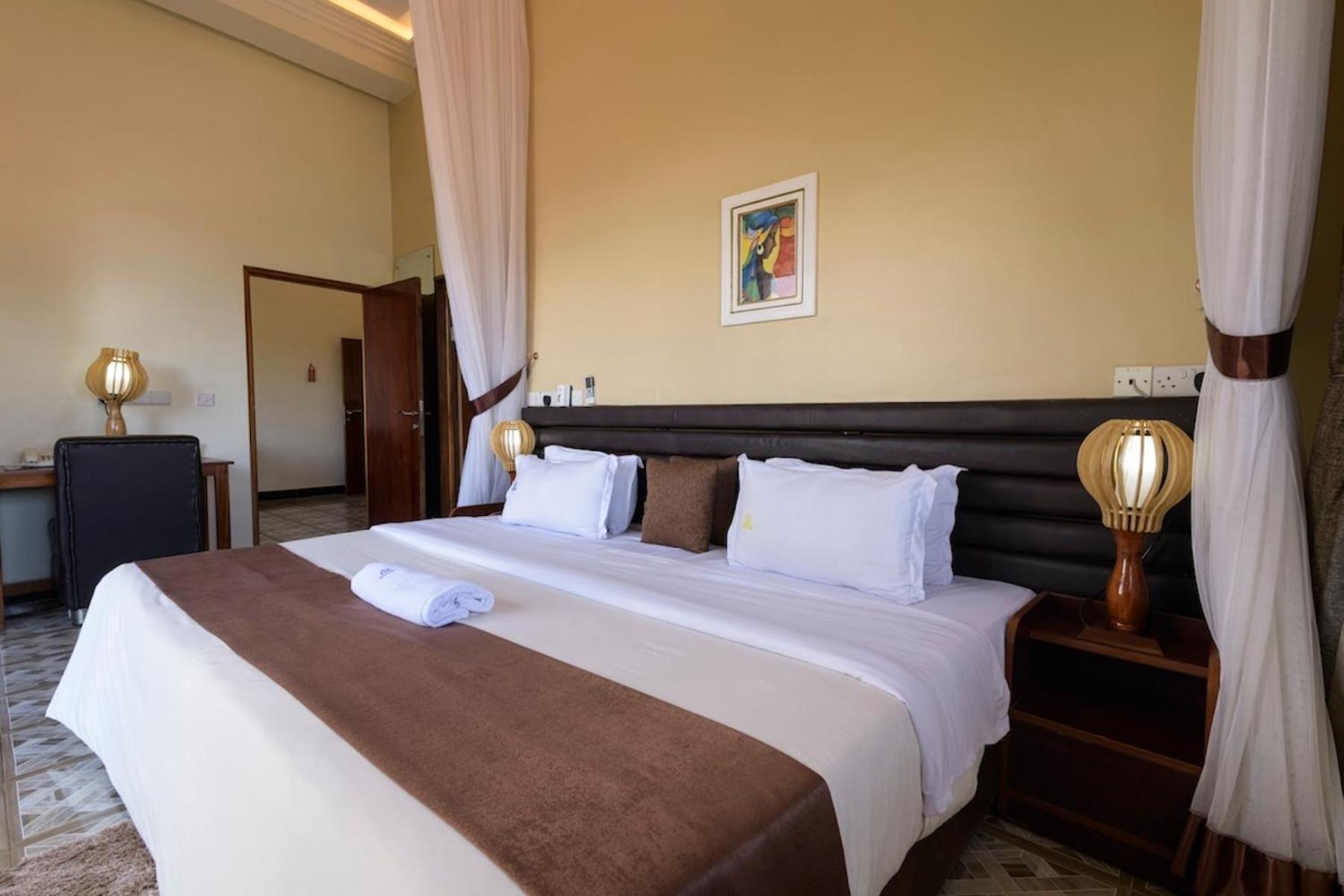 Hoima Buffalo Hotel & Business Hub Ltd Екстер'єр фото
