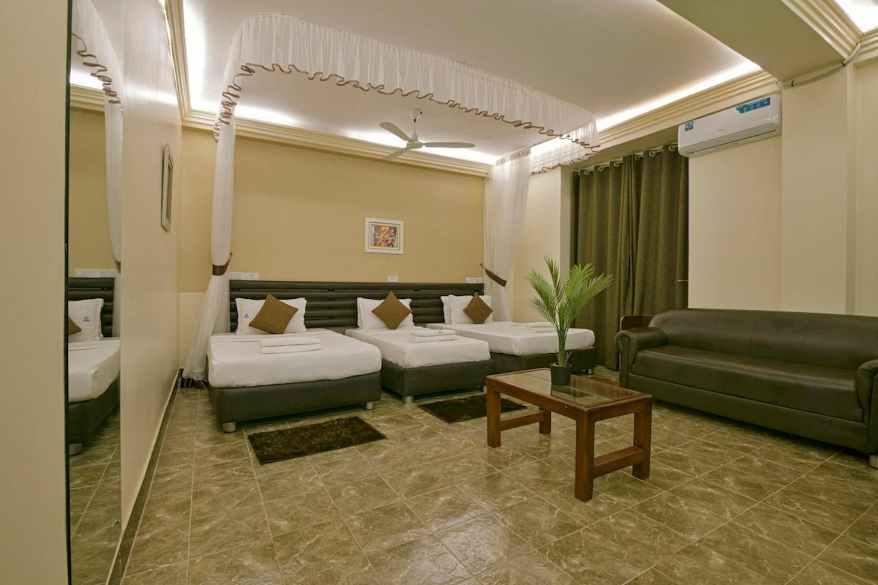 Hoima Buffalo Hotel & Business Hub Ltd Екстер'єр фото