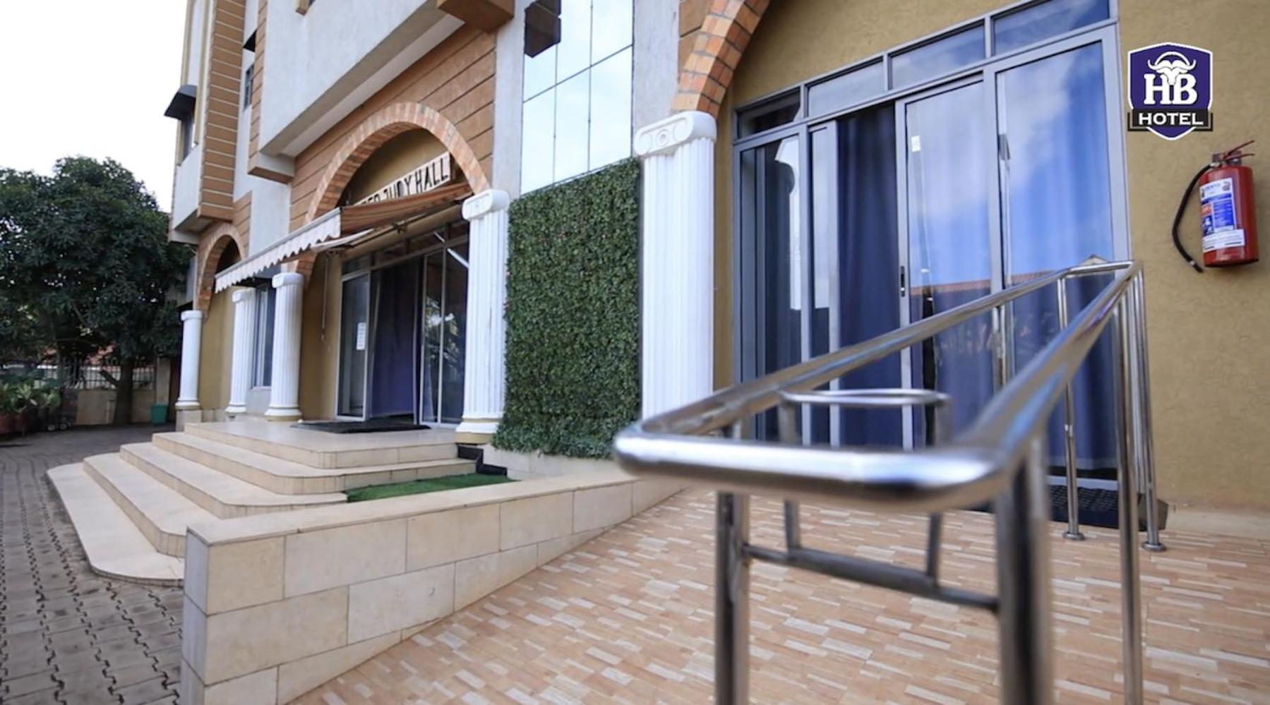 Hoima Buffalo Hotel & Business Hub Ltd Екстер'єр фото