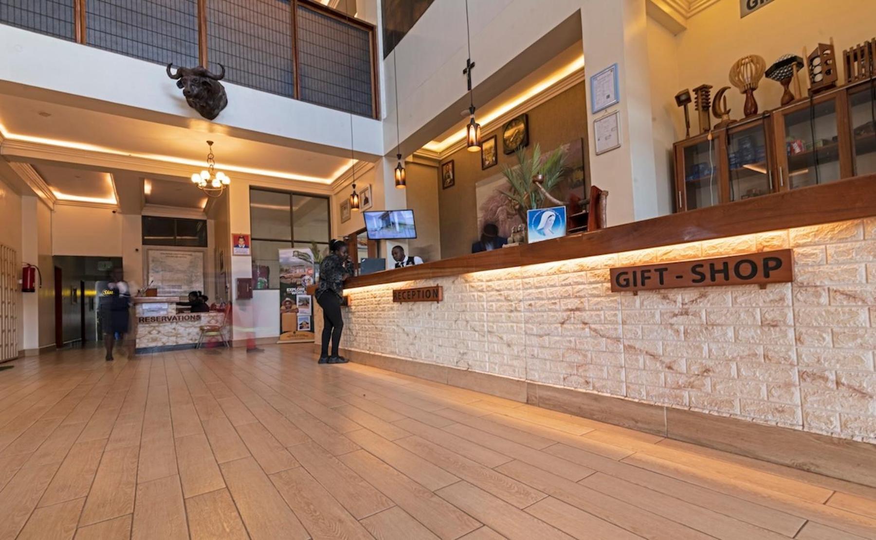 Hoima Buffalo Hotel & Business Hub Ltd Екстер'єр фото