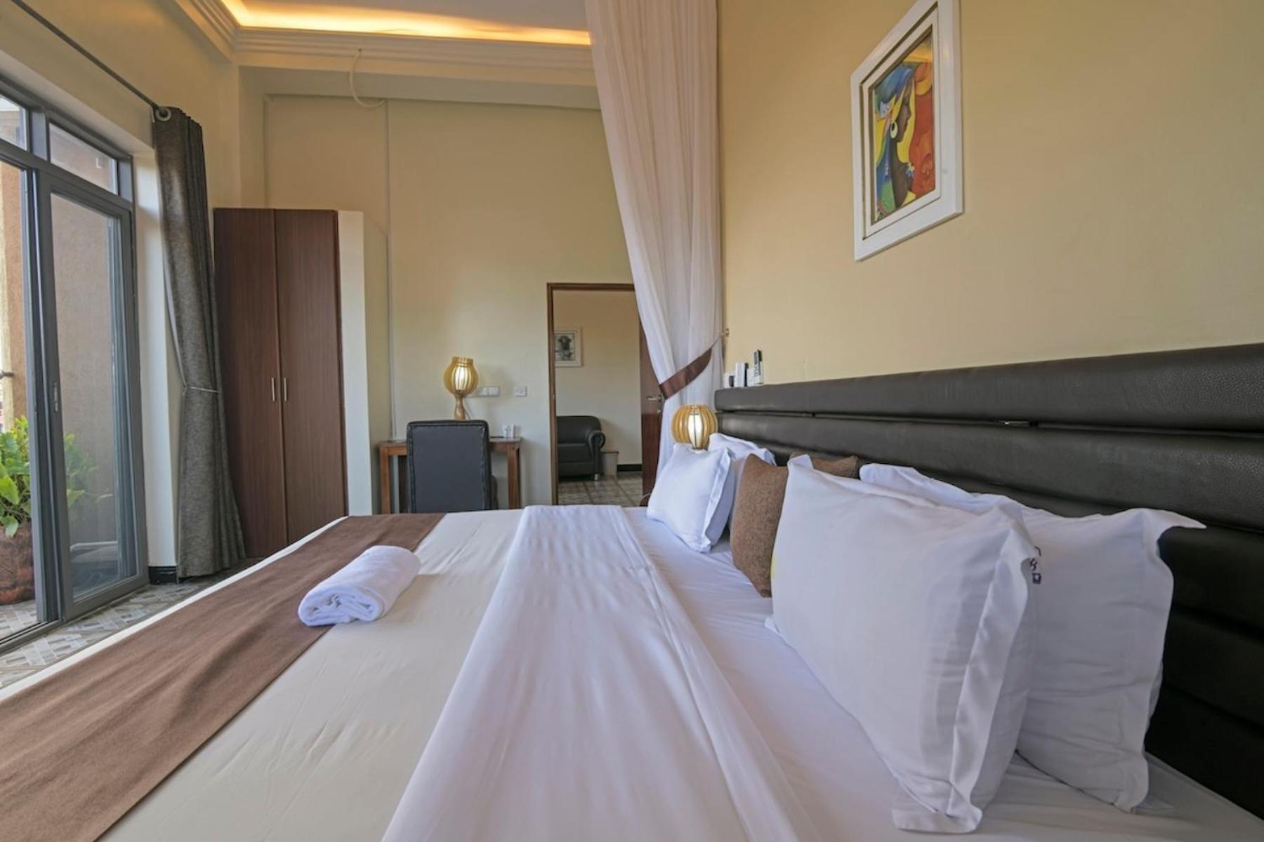Hoima Buffalo Hotel & Business Hub Ltd Екстер'єр фото